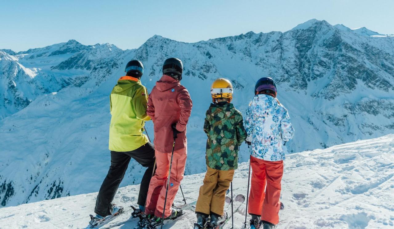 Hotel Mittagskogel Pitztal Sankt Leonhard im Pitztal Esterno foto