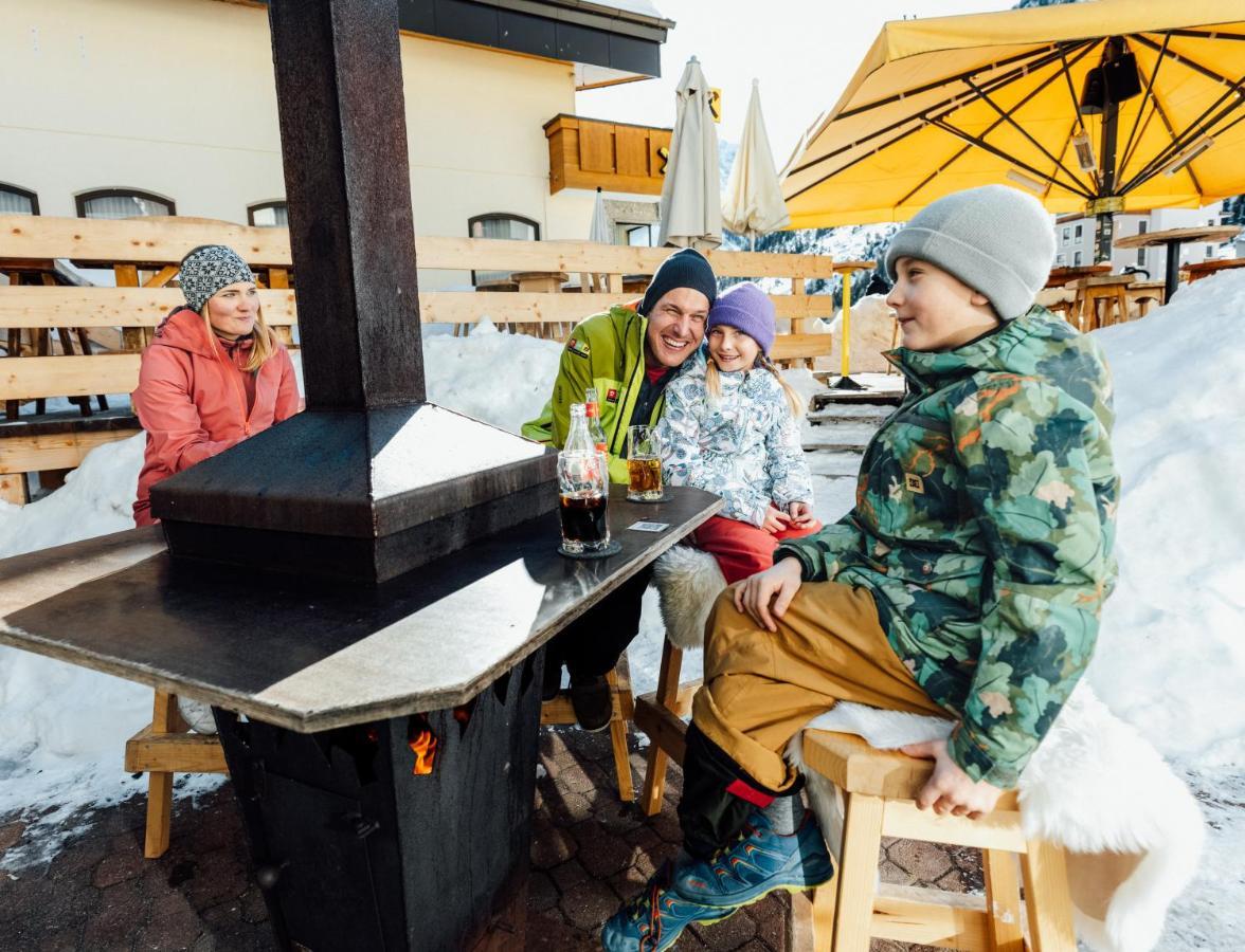 Hotel Mittagskogel Pitztal Sankt Leonhard im Pitztal Esterno foto