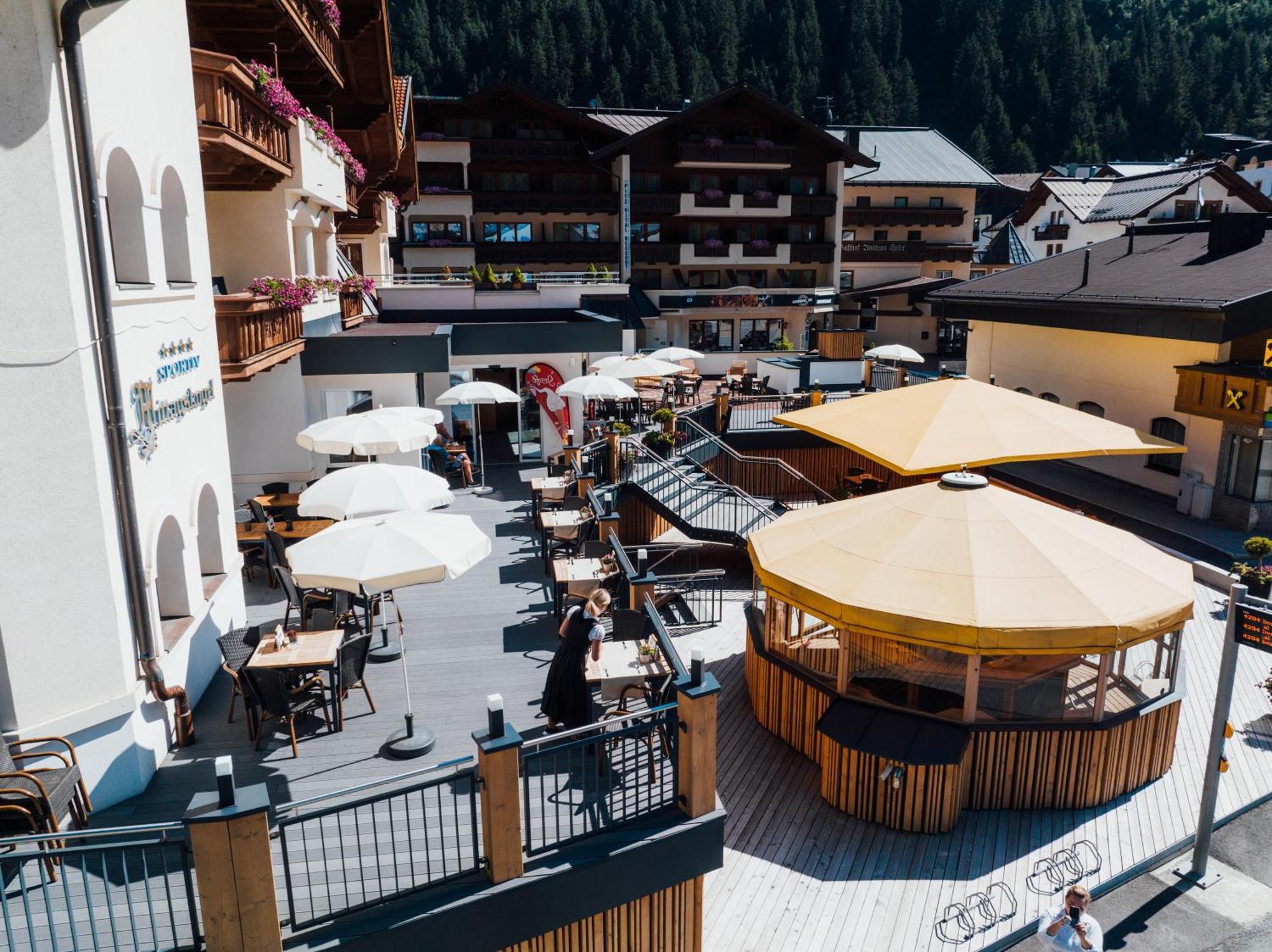Hotel Mittagskogel Pitztal Sankt Leonhard im Pitztal Esterno foto
